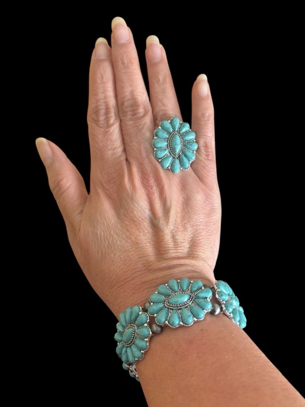 New Faux Turquoise Floral Cluster Statement Ring & Stretch Bracelet Set